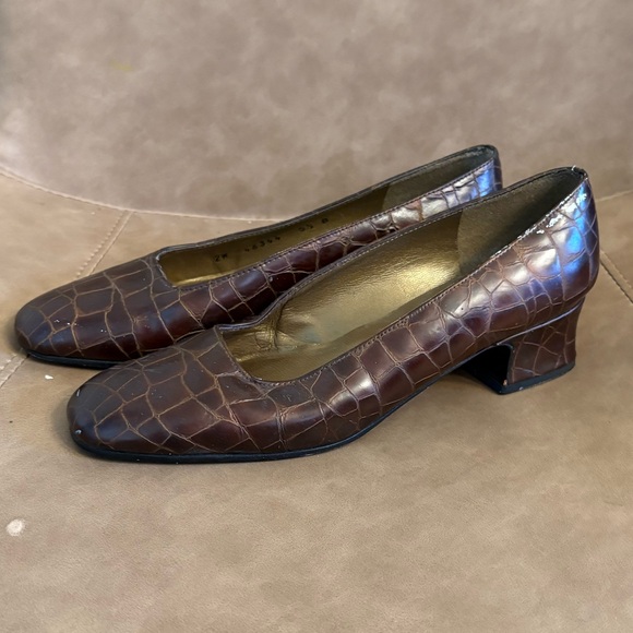 Stuart Weitzman brown mini heel chunky snakeskin shoes size 7 - Picture 3 of 7